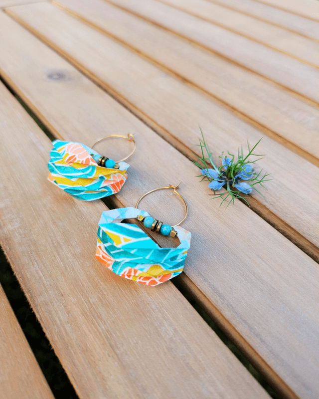 Boucles d'oreilles origami Lune ou l'autre jaune or taille M