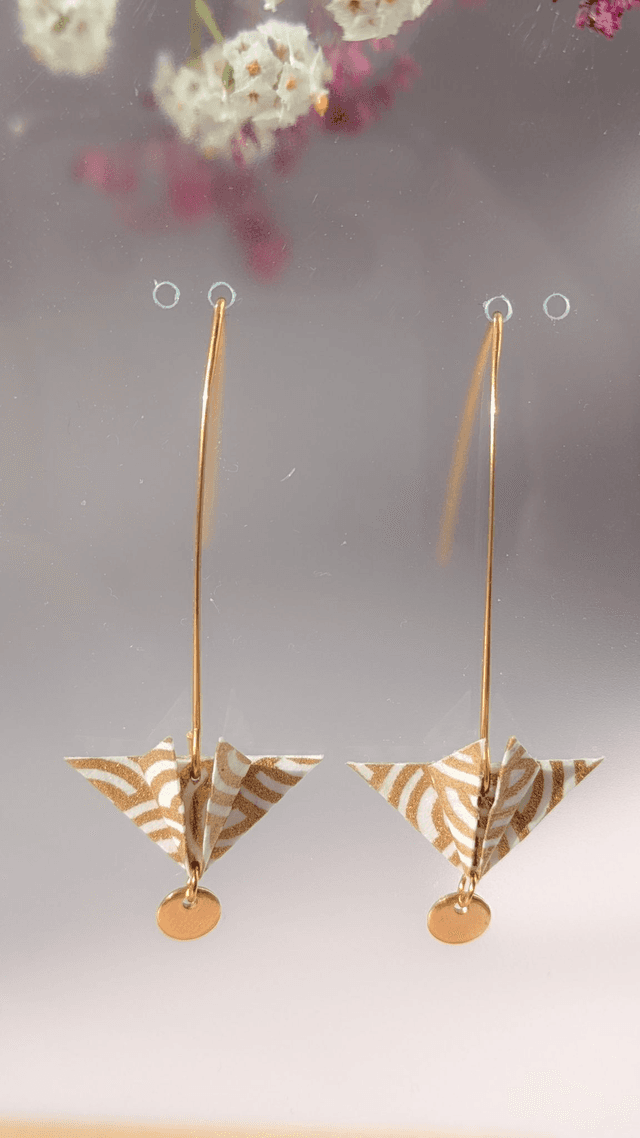 Boucles d&#039;oreilles Balancelle &quot;Parapluie&quot; Blanc vagues